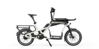 Seitenansicht vom CS200