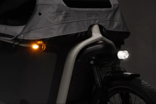 Nahaufnahme vom neuen Ca Go Turn Signal Kit